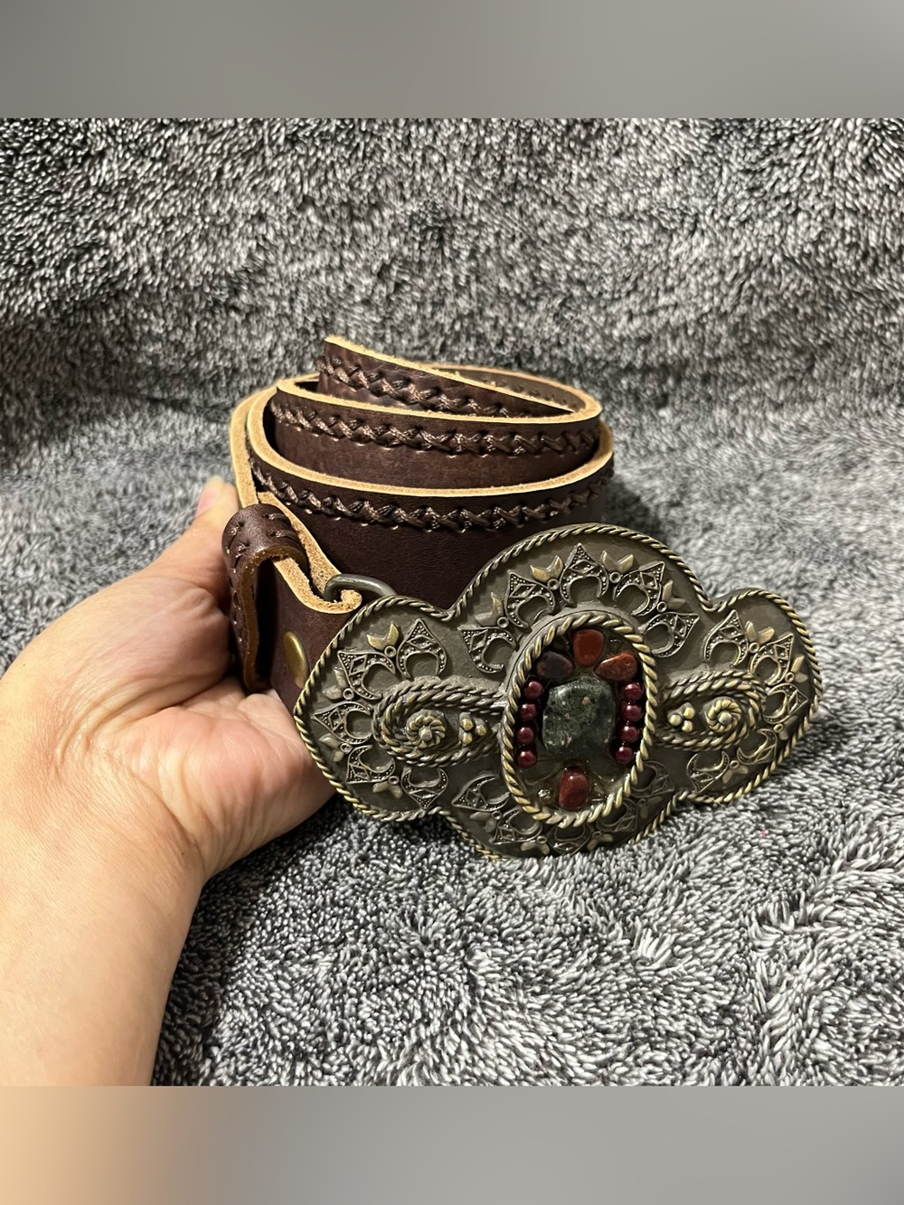 Vintage boho Y2K CAbi Brown Leather Statement boho western belt sz S ( 36.5”)
